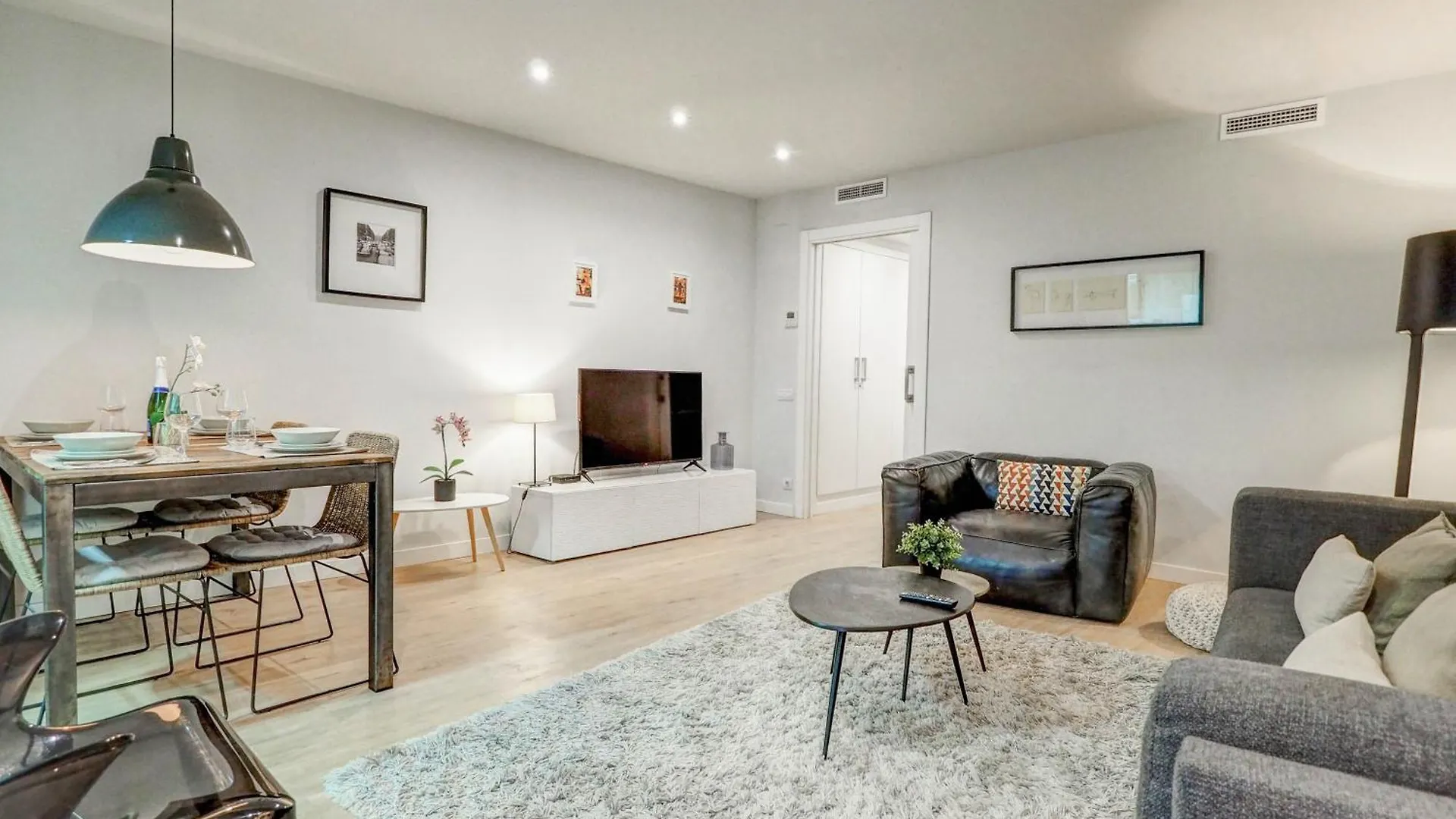 Luxe Apartment By Hello Homes Sitges