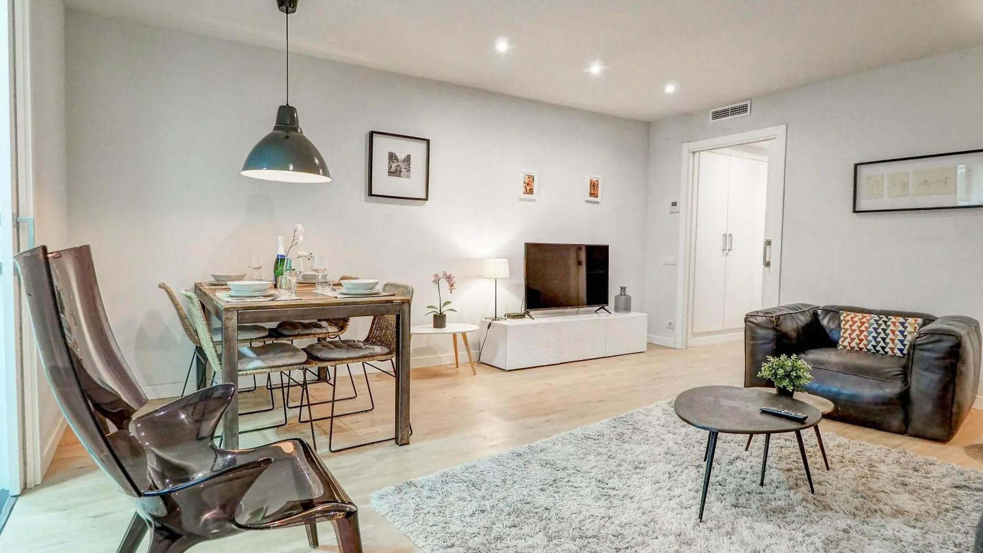 Luxe Apartment By Hello Homes Sitges Španělsko